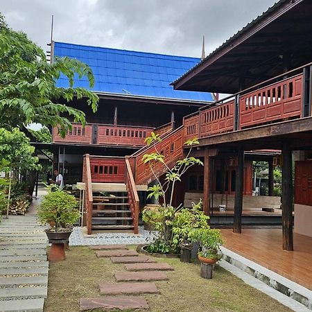 Nipatra Homestay Bangkok Eksteriør bilde