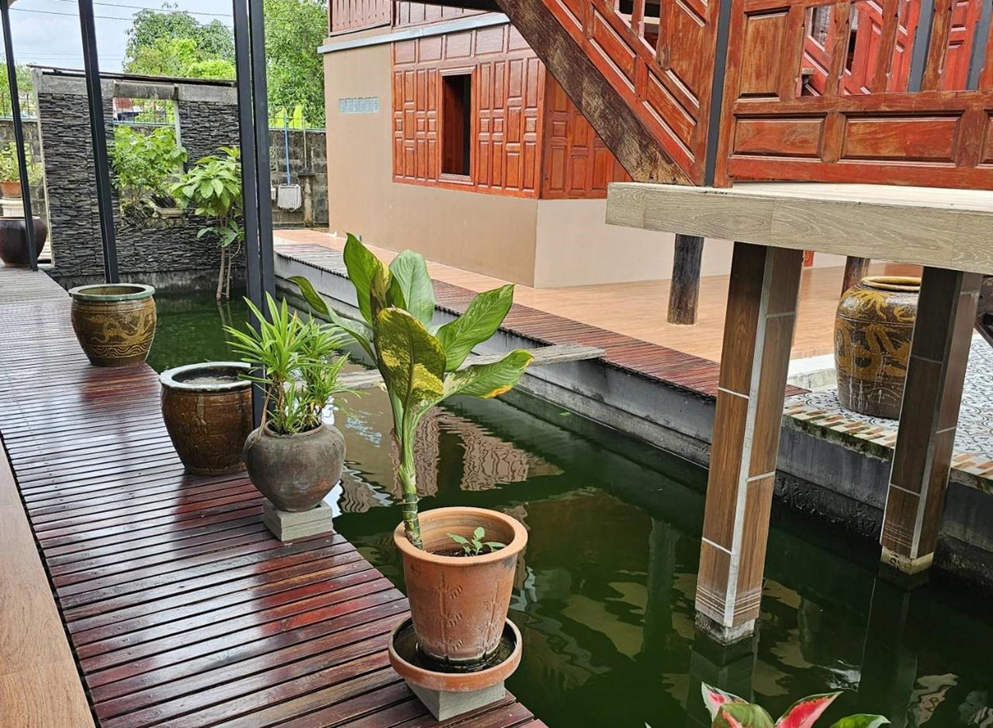 Nipatra Homestay Bangkok Eksteriør bilde